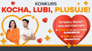 Para w sercu na tle grafiki konkursu z hasłem „Kocha, Lubi, Plusuje!” z nagrodami pieniężnymi i voucherem